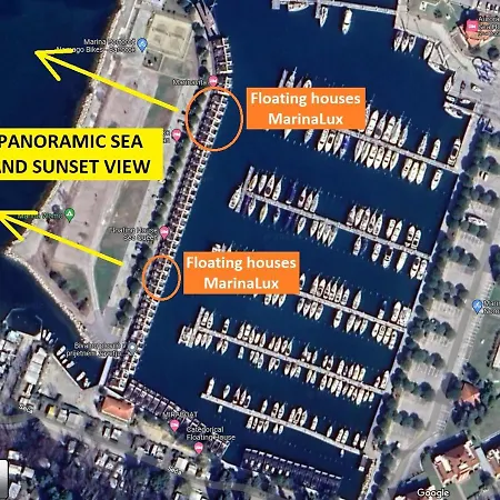 Nyaraló Floating Sea Marina Lux