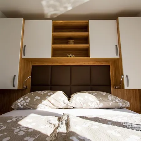 Floating Sea Marina Lux Tatil Evi