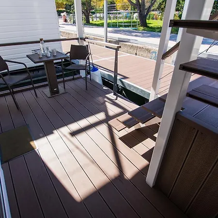 Hébergement de vacances Floating Sea Marina Lux *