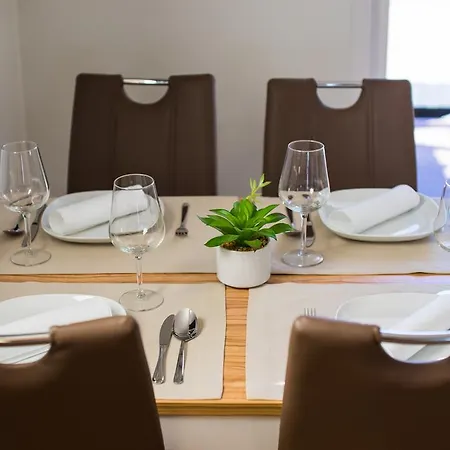 Floating Sea Marina Lux Hébergement de vacances